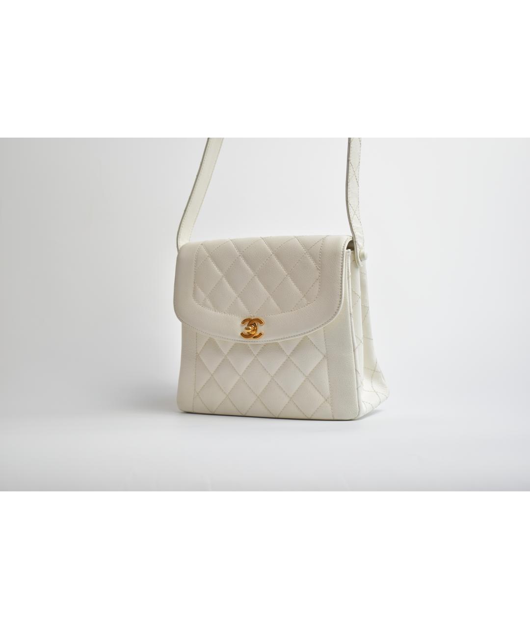 CHANEL Белая кожаная сумка через плечо, фото 2