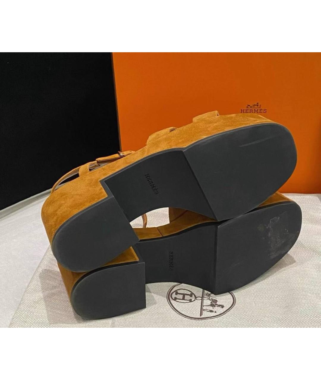 HERMES Коричневые замшевые босоножки, фото 3