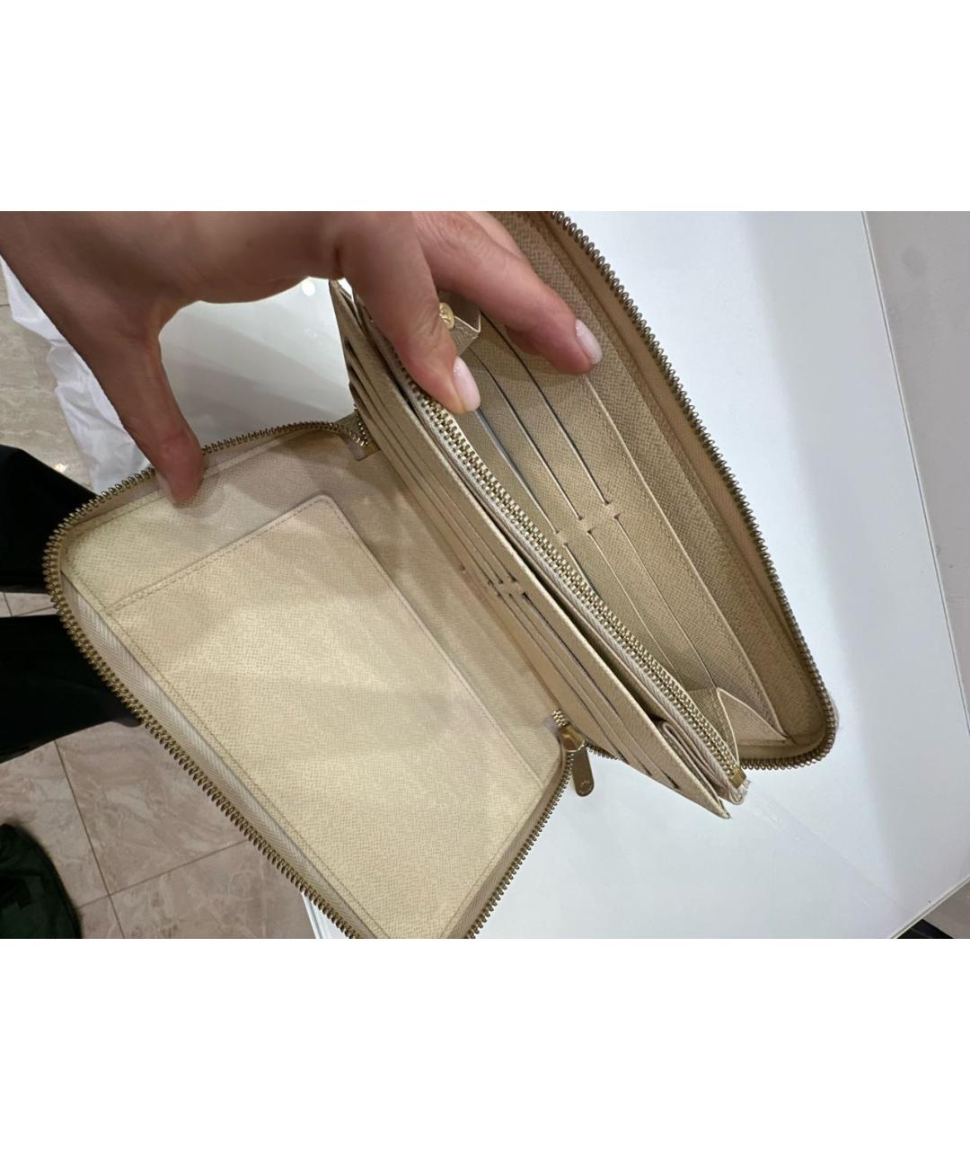 LOUIS VUITTON Бежевый кошелек, фото 4