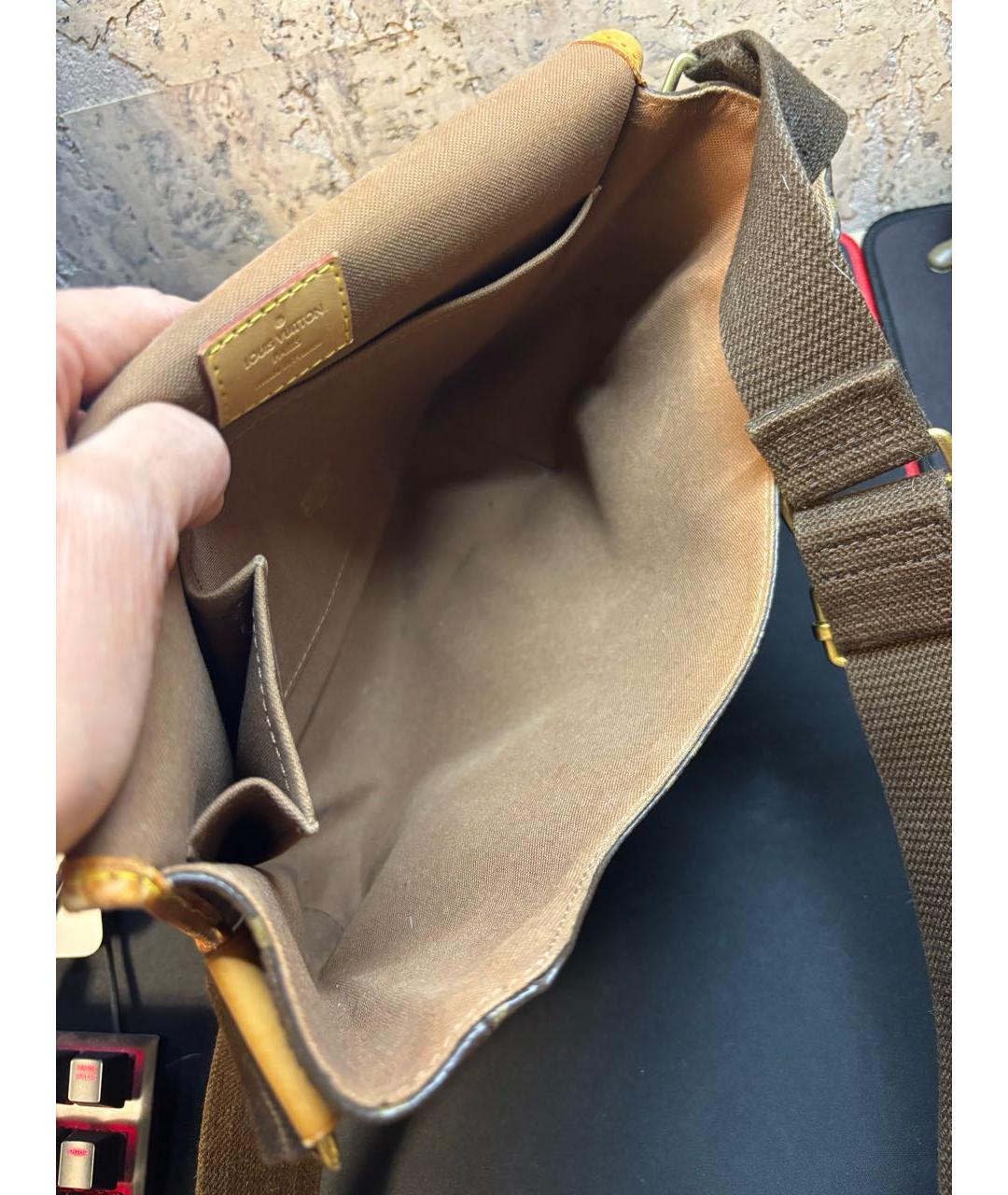 LOUIS VUITTON Коричневая сумка на плечо, фото 4