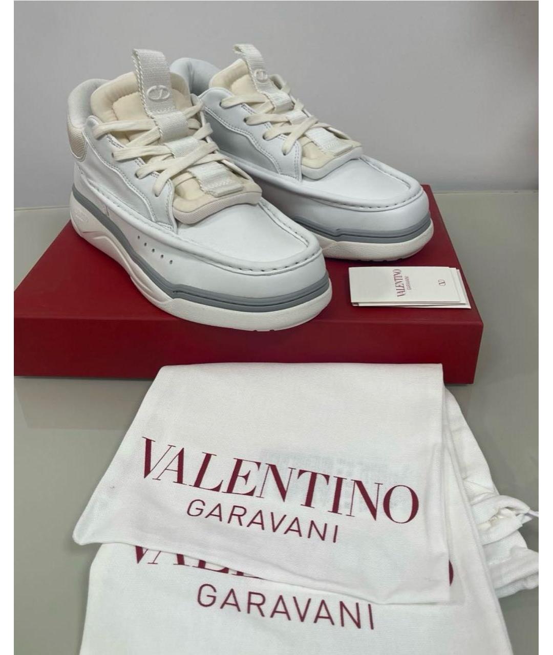 VALENTINO Белые кожаные низкие кроссовки / кеды, фото 8