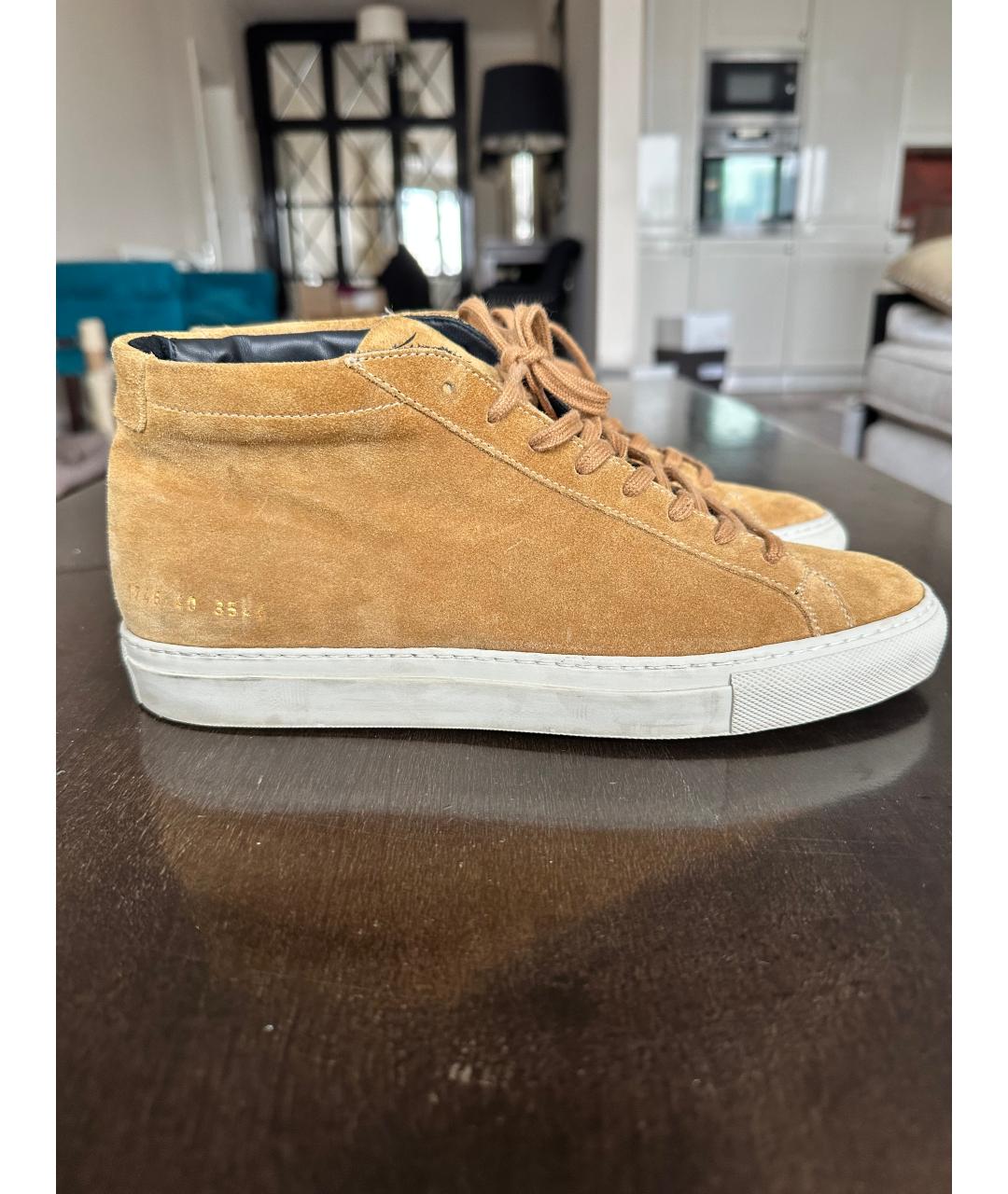 COMMON PROJECTS Коричневые замшевые низкие кроссовки / кеды, фото 5