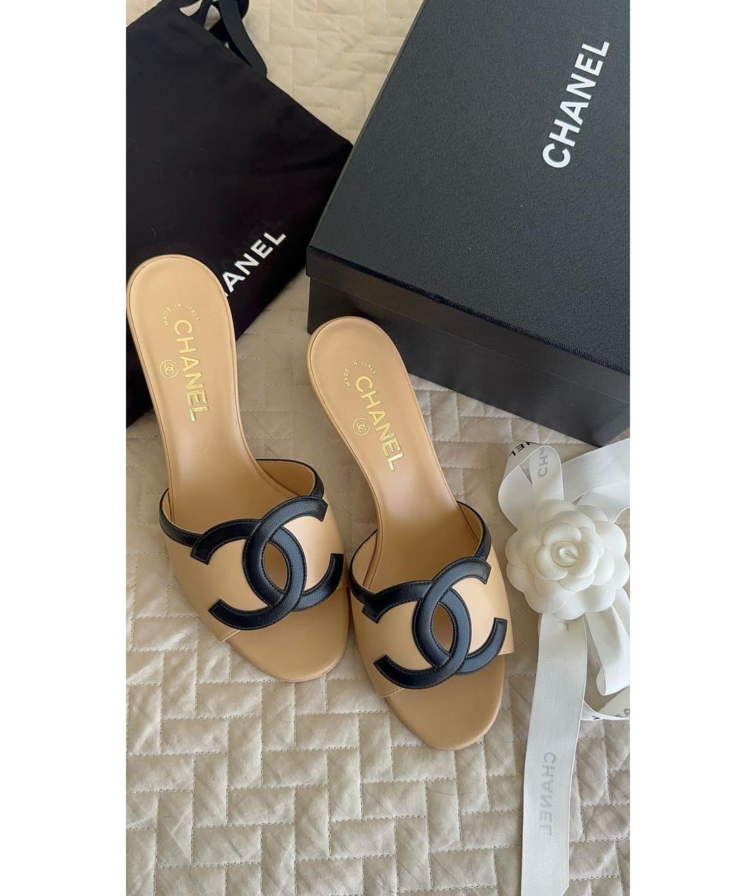 CHANEL Бежевые кожаные мюли, фото 2