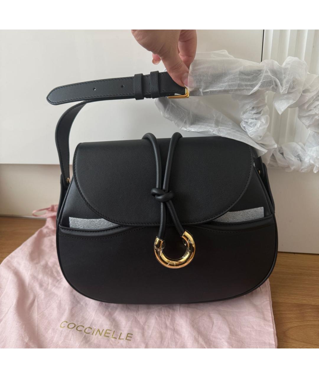 COCCINELLE Черная кожаная сумка через плечо, фото 6