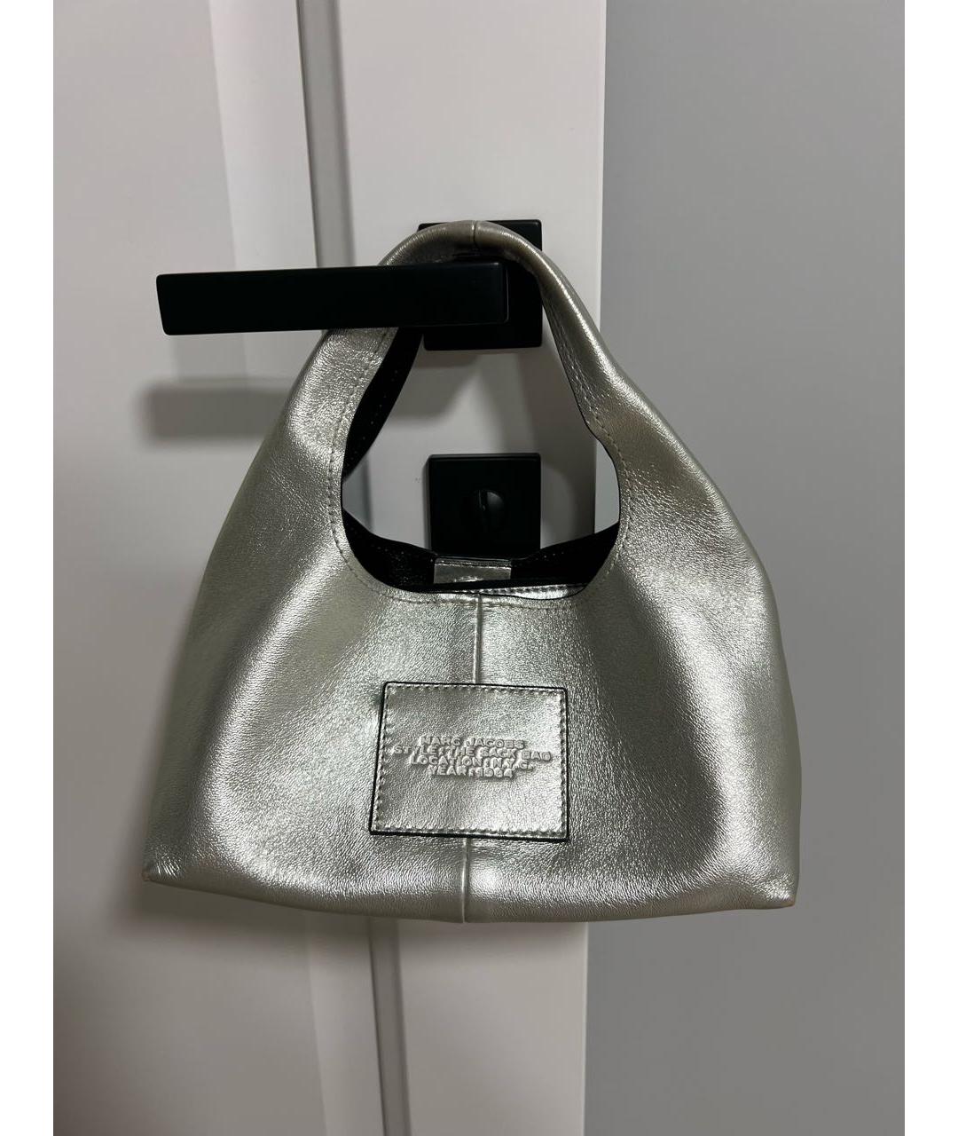MARC JACOBS Серебряная кожаная сумка с короткими ручками, фото 2