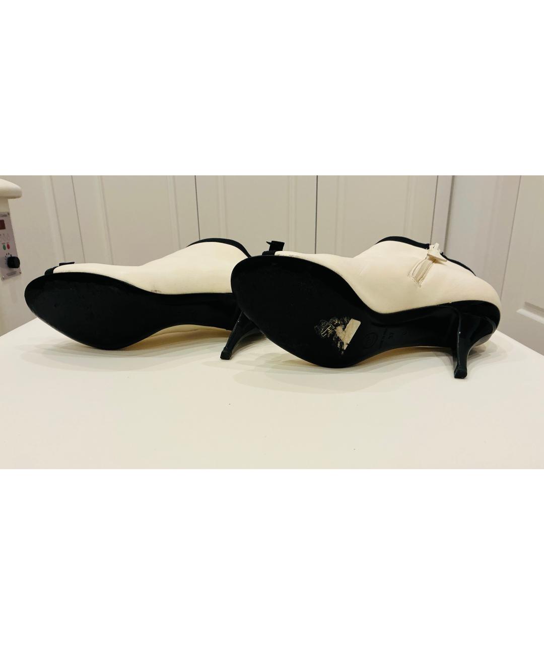 CHANEL Белые кожаные ботильоны, фото 5