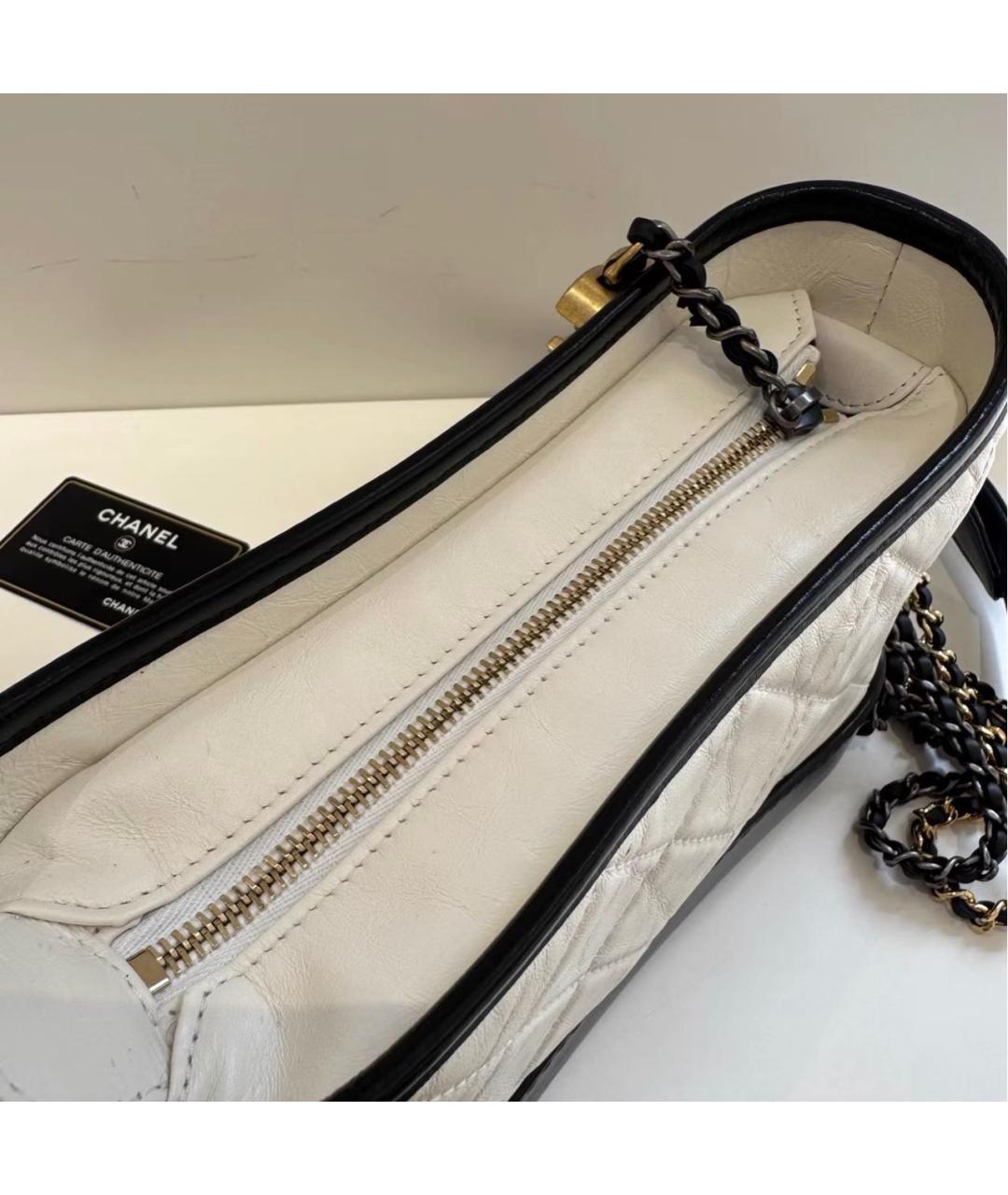 CHANEL Белая кожаная сумка через плечо, фото 7