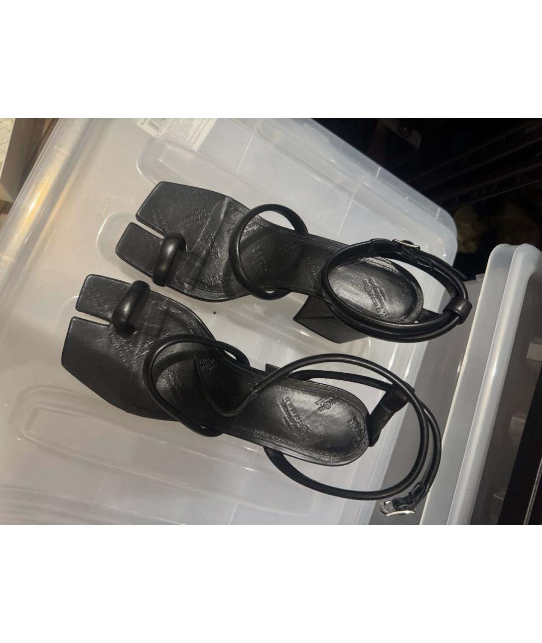 MAISON MARGIELA Черные кожаные босоножки, фото 3