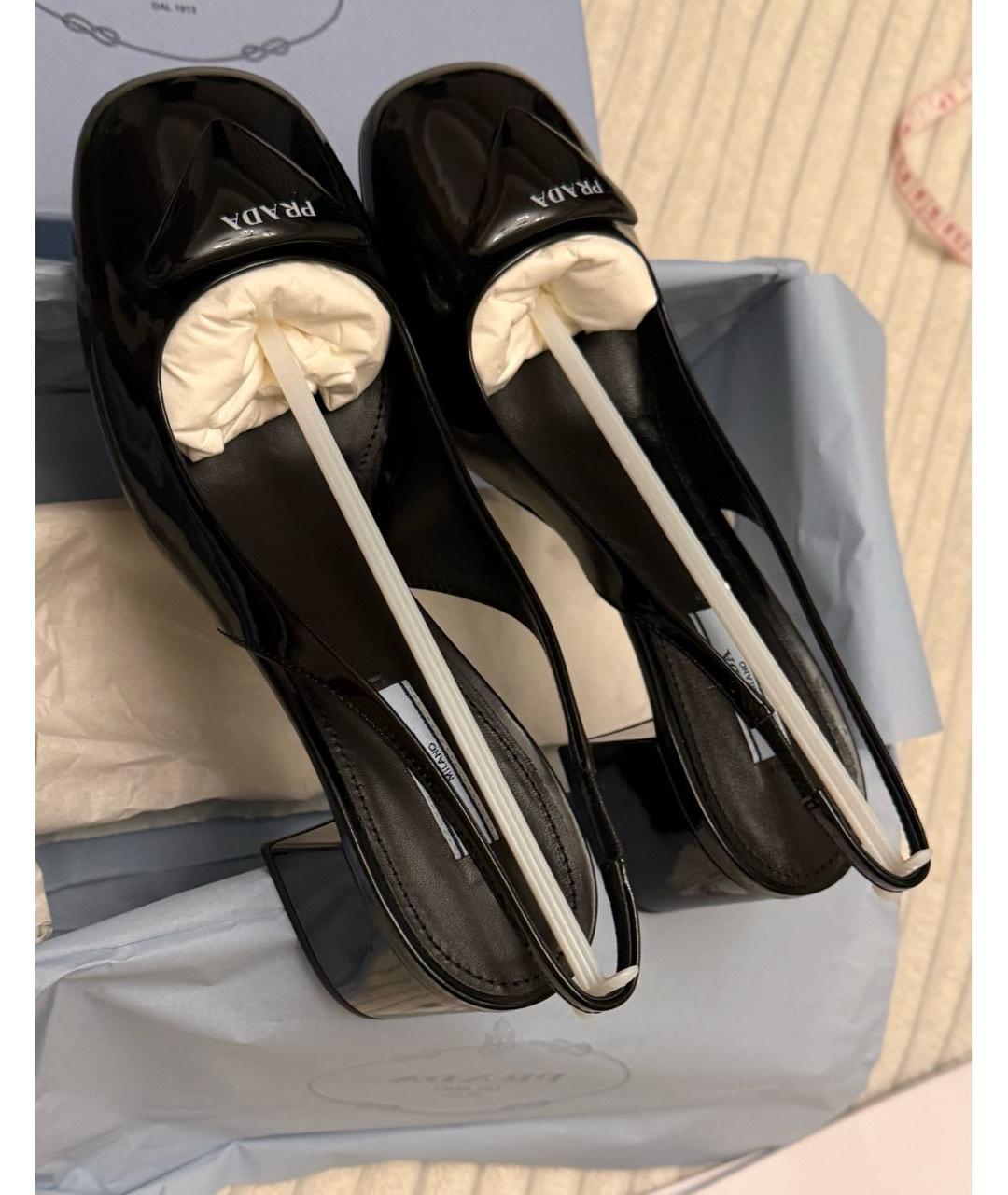 PRADA Черные туфли из лакированной кожи, фото 3