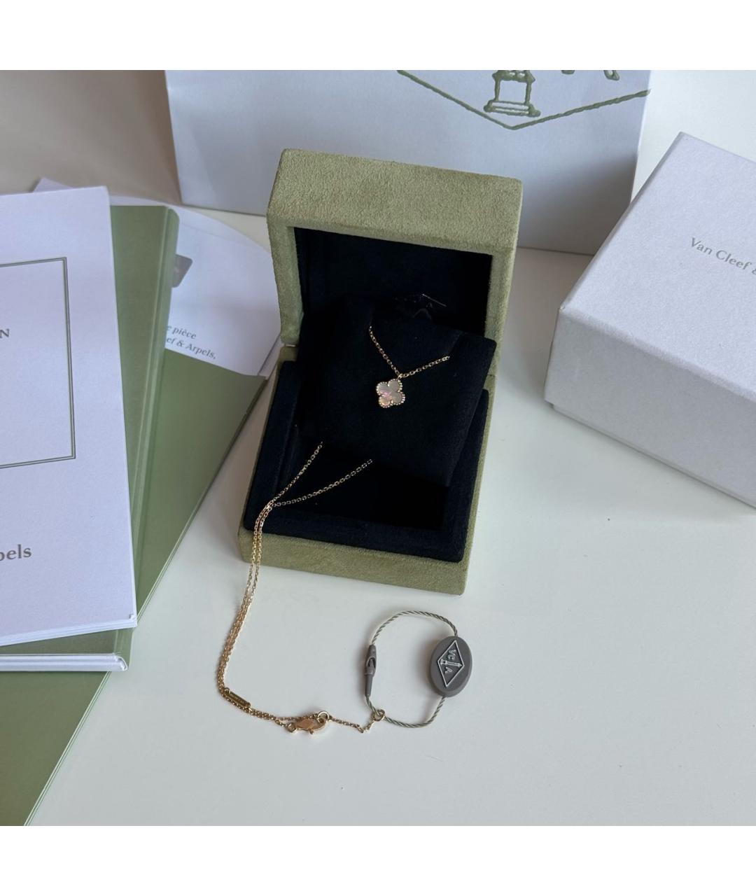 VAN CLEEF & ARPELS Белое колье из желтого золота, фото 4