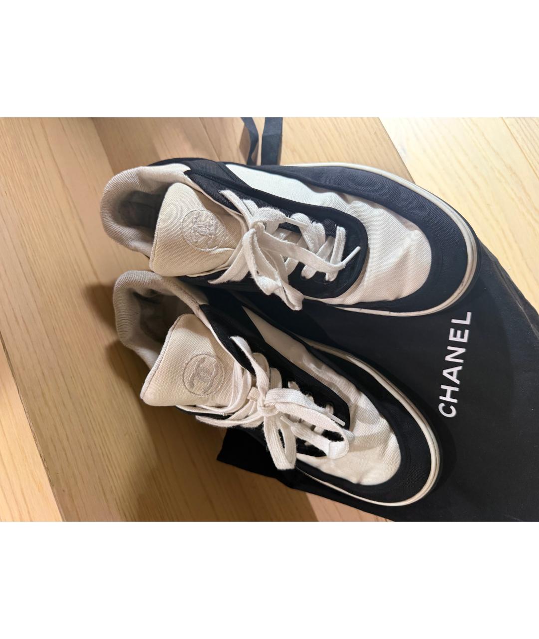 CHANEL Белые текстильные кеды, фото 2