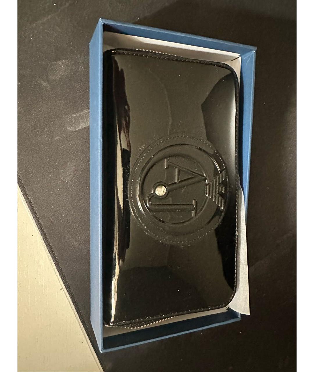 ARMANI JEANS Черный кошелек из лакированной кожи, фото 2