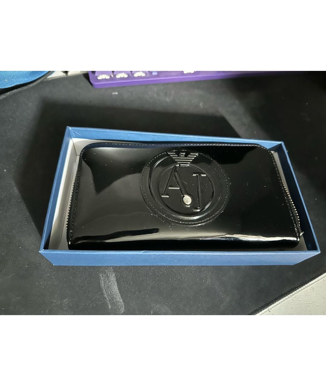 ARMANI JEANS Черный кошелек из лакированной кожи, фото 5