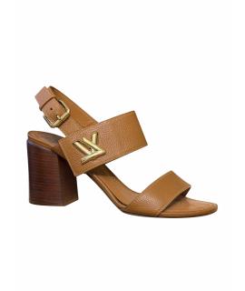 LOUIS VUITTON Босоножки