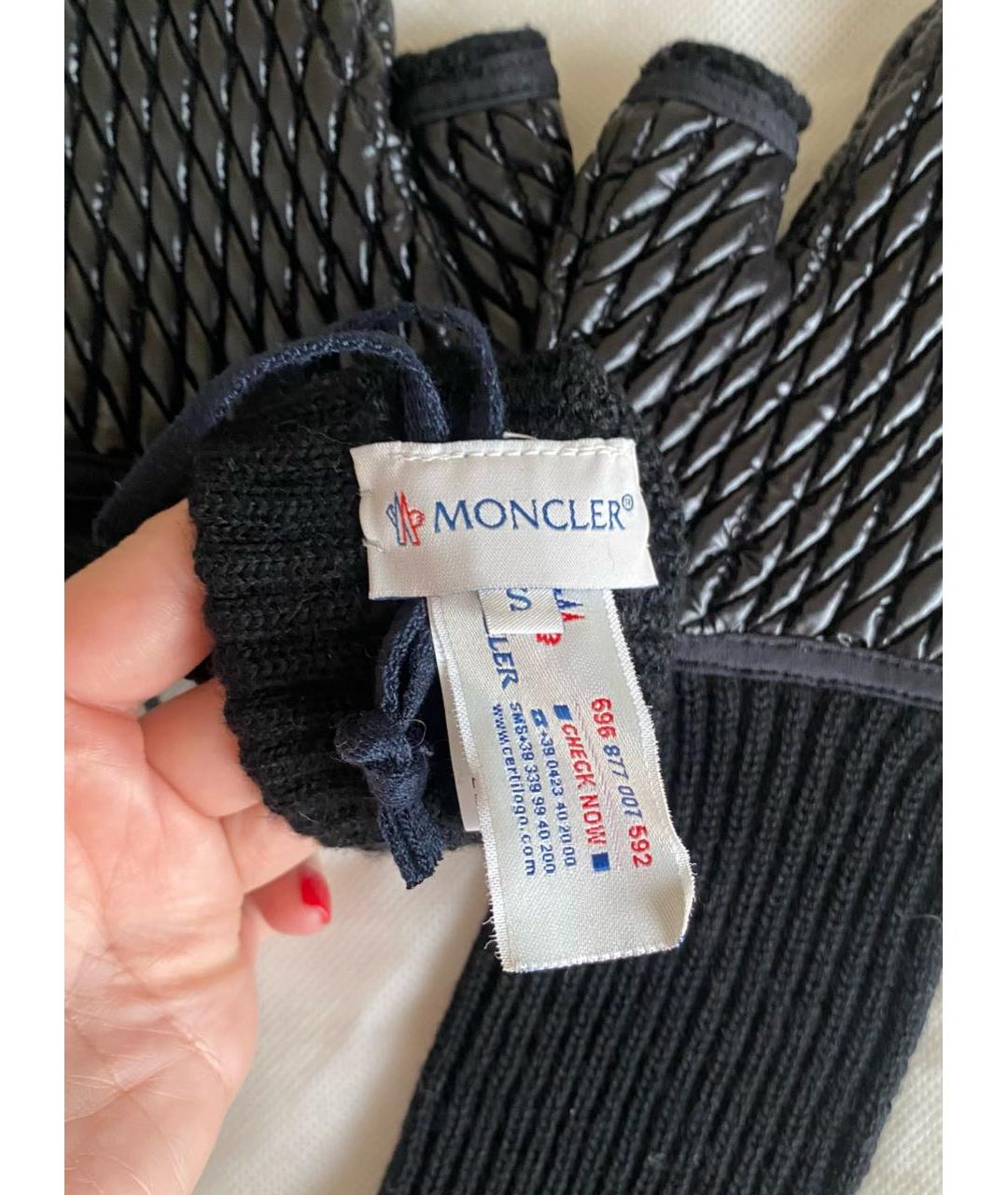 MONCLER Черные шерстяные митенки, фото 4