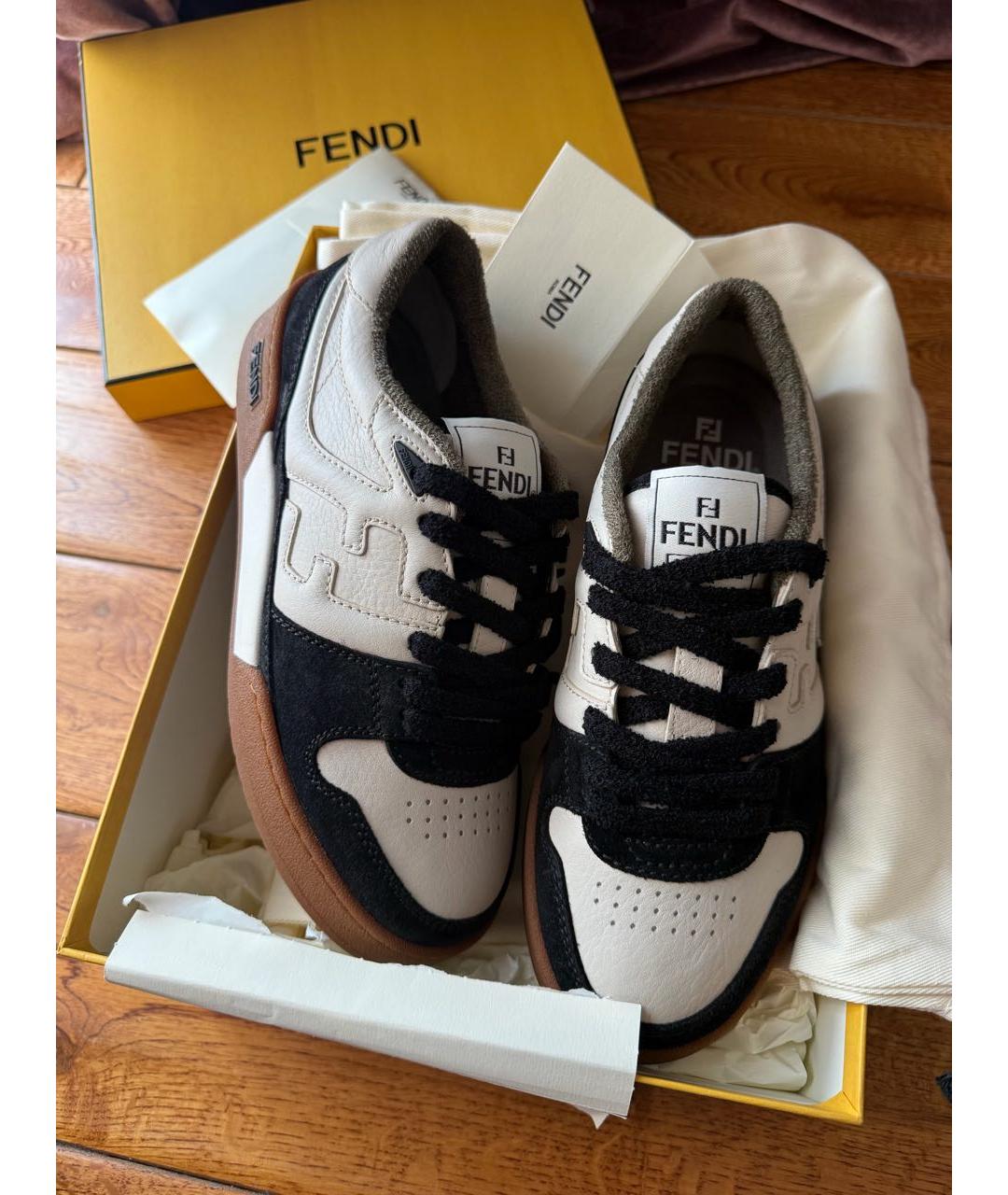 FENDI Бежевые кеды, фото 3