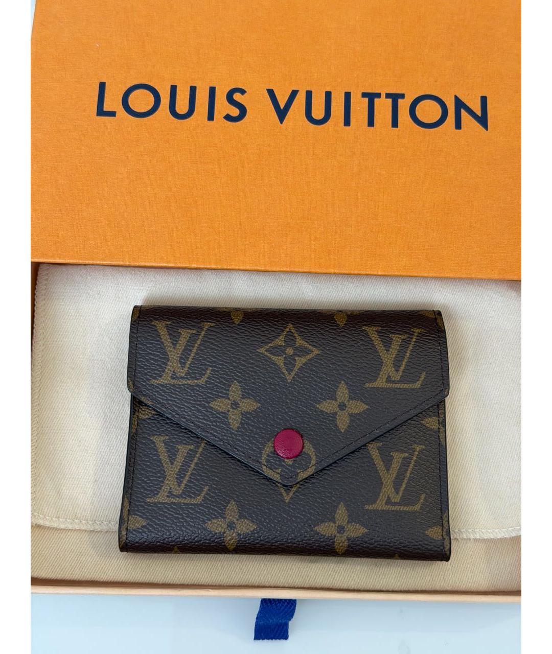 LOUIS VUITTON Коричневый кожаный кошелек, фото 9