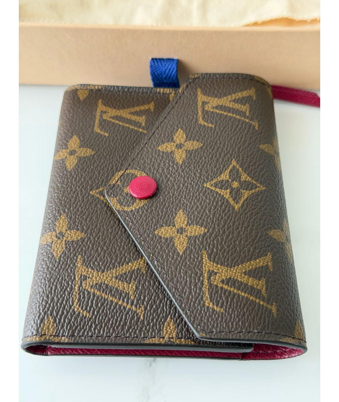 LOUIS VUITTON Коричневый кожаный кошелек, фото 8