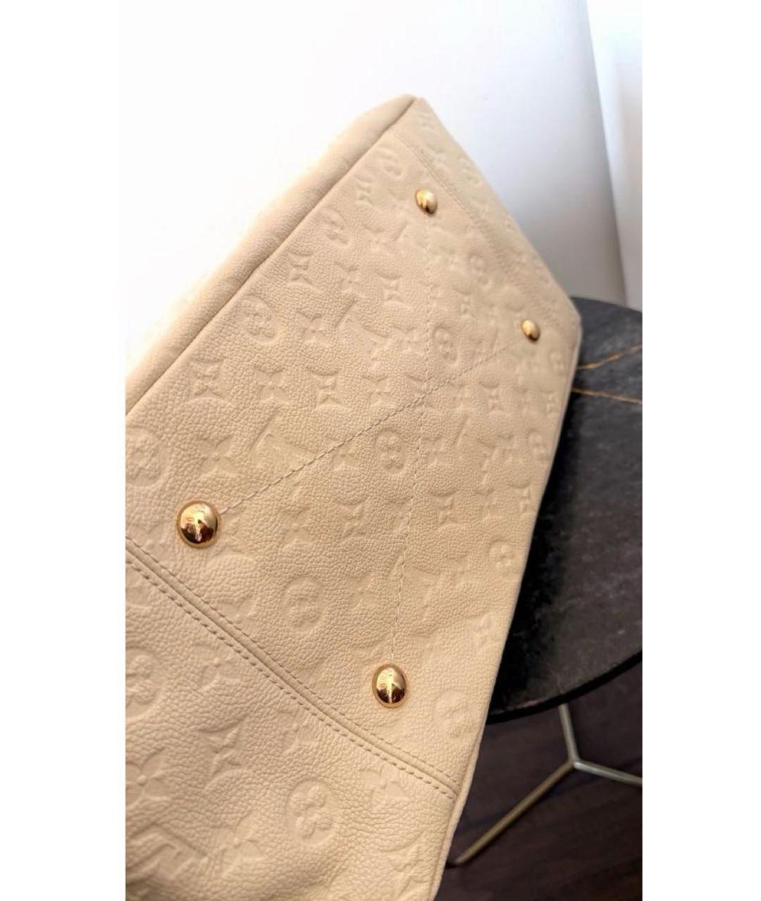 LOUIS VUITTON Бежевая кожаная сумка с короткими ручками, фото 3