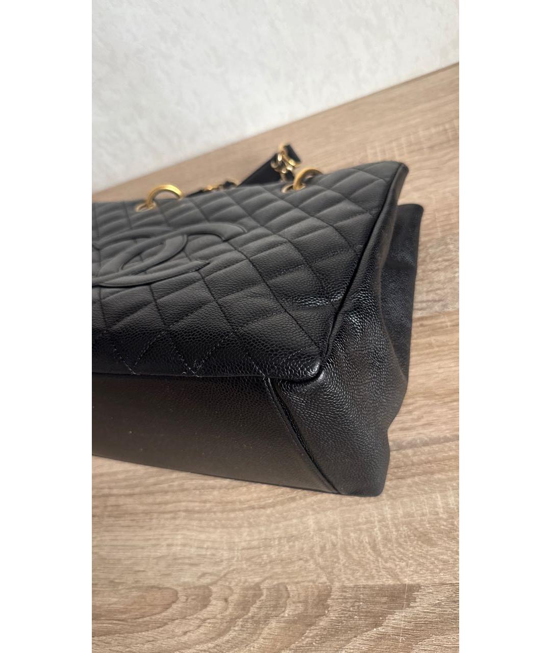 CHANEL Черная кожаная сумка тоут, фото 4