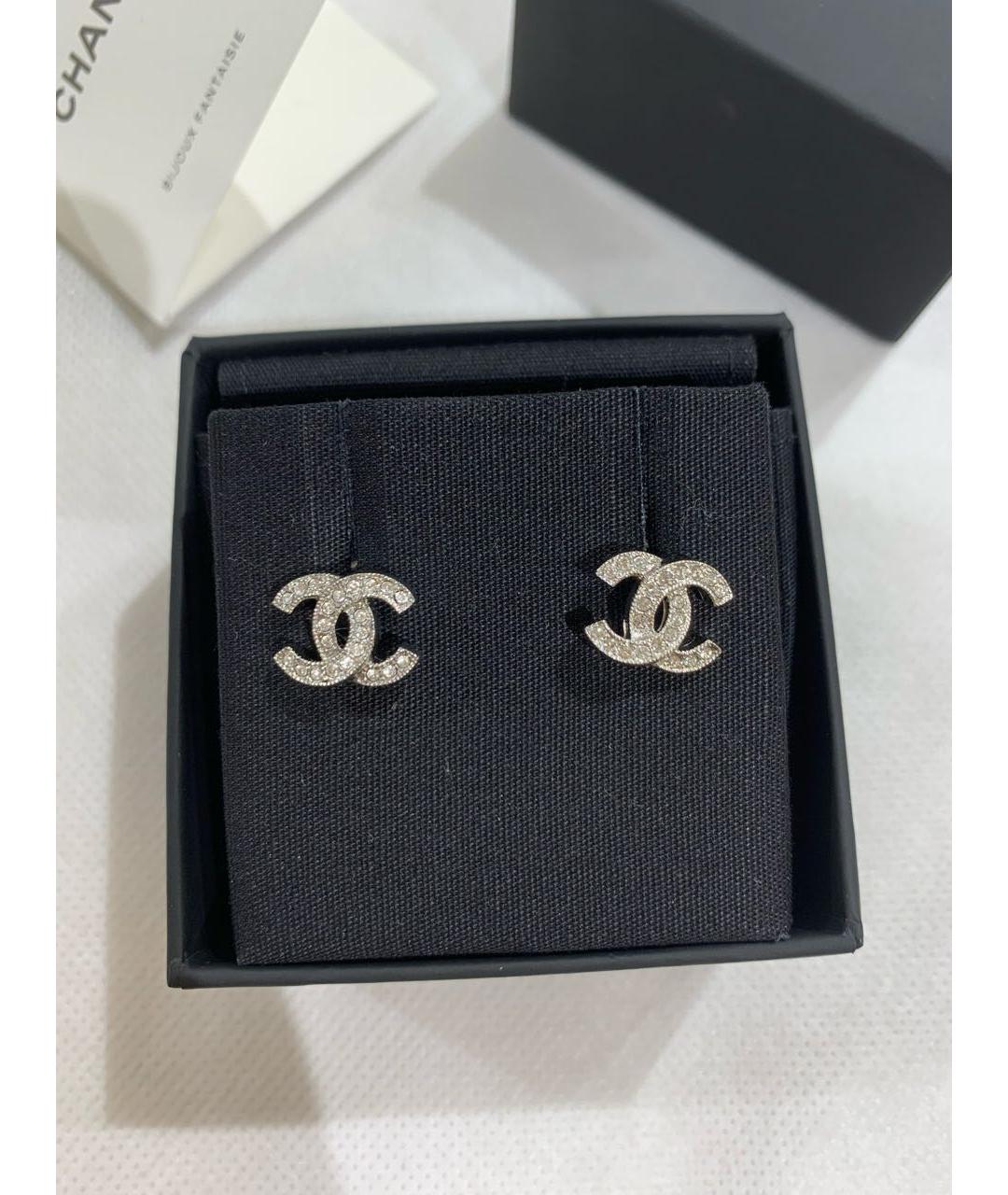 CHANEL Золотые металлические серьги, фото 2