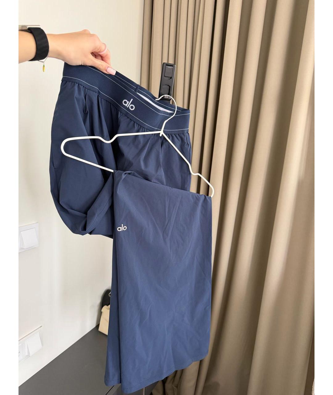 ALO YOGA Синие полиэстеровые прямые брюки, фото 2