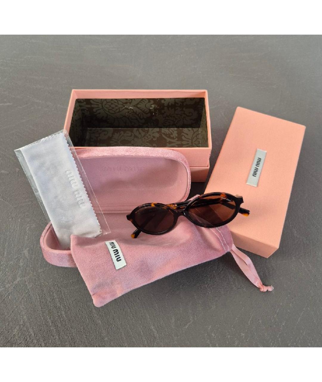 MIU MIU Коричневые пластиковые солнцезащитные очки, фото 5