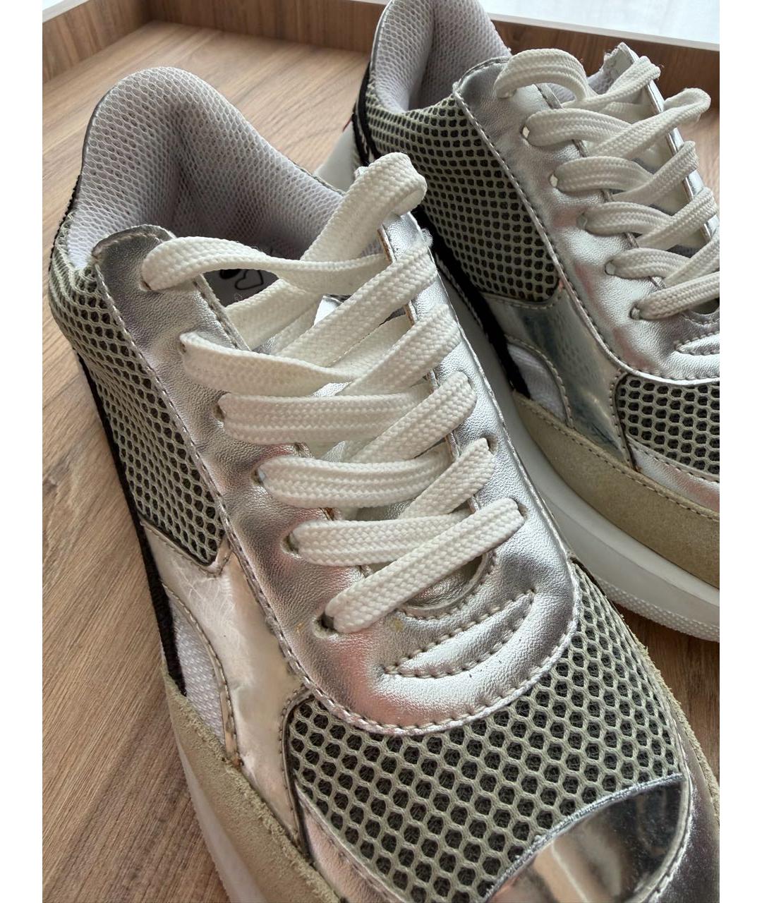 LOVE MOSCHINO Серебряные кожаные кроссовки, фото 5