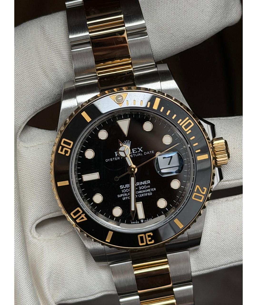 ROLEX Черные часы из желтого золота, фото 3