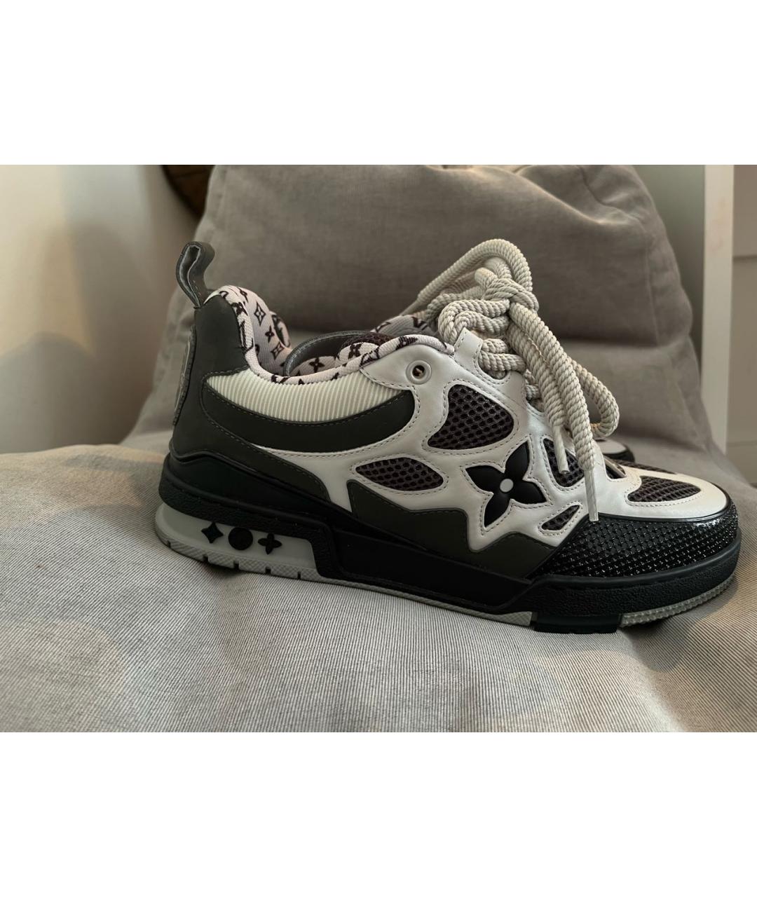 LOUIS VUITTON Антрацитовые низкие кроссовки / кеды из искусственной кожи, фото 5