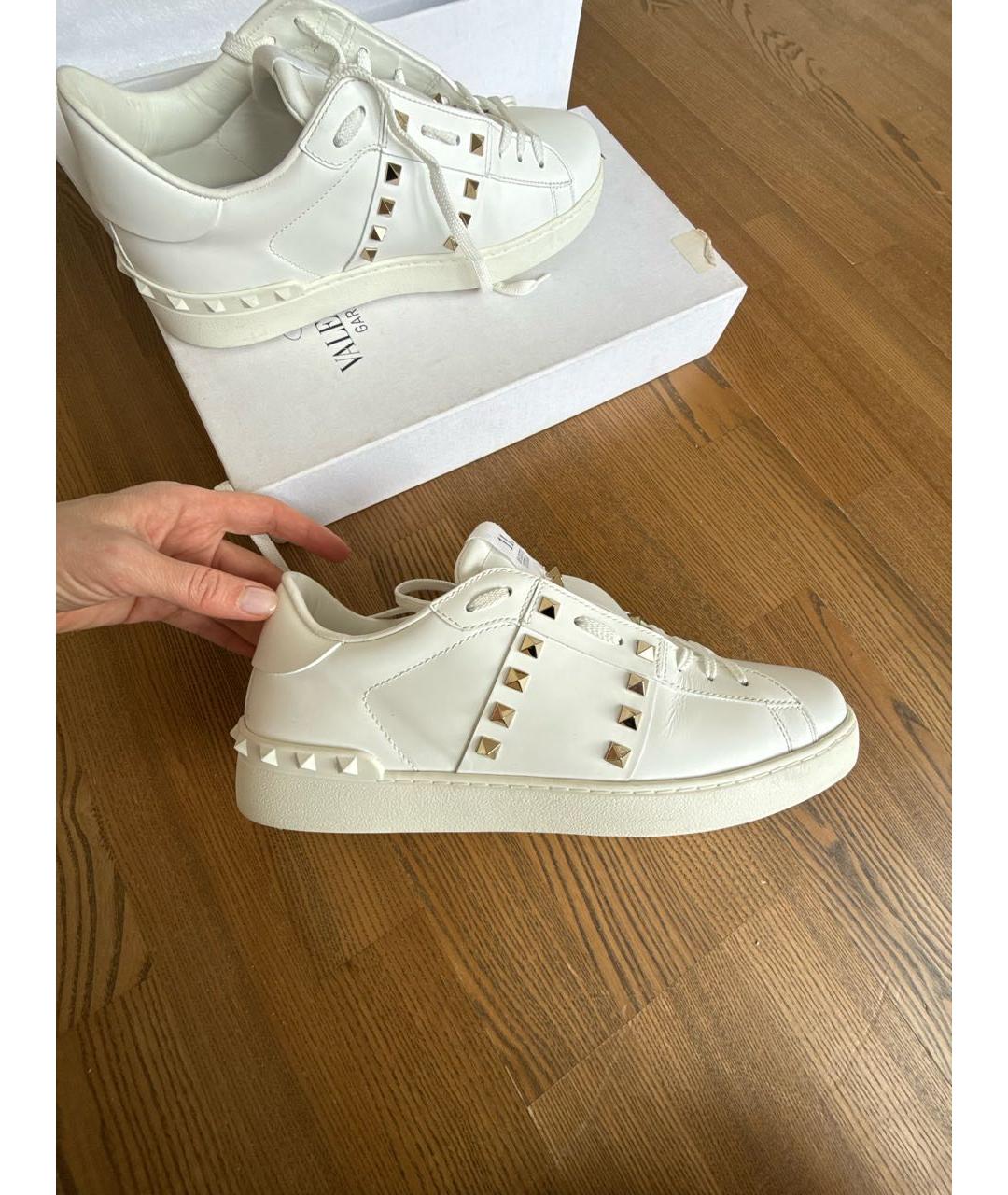 VALENTINO Белые кожаные низкие кроссовки / кеды, фото 4