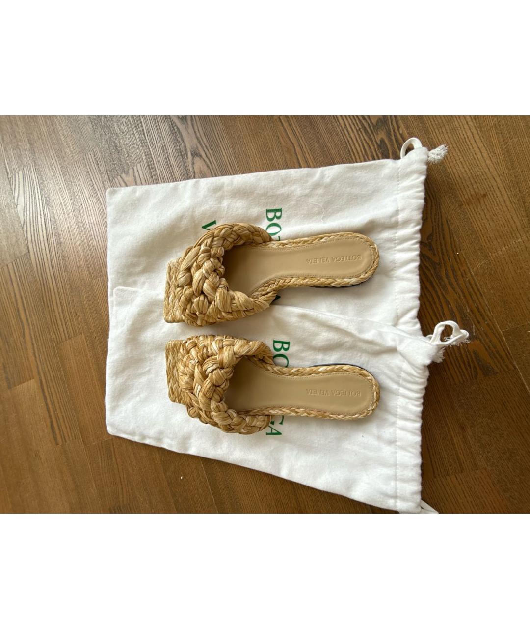 BOTTEGA VENETA Бежевые шлепанцы, фото 2