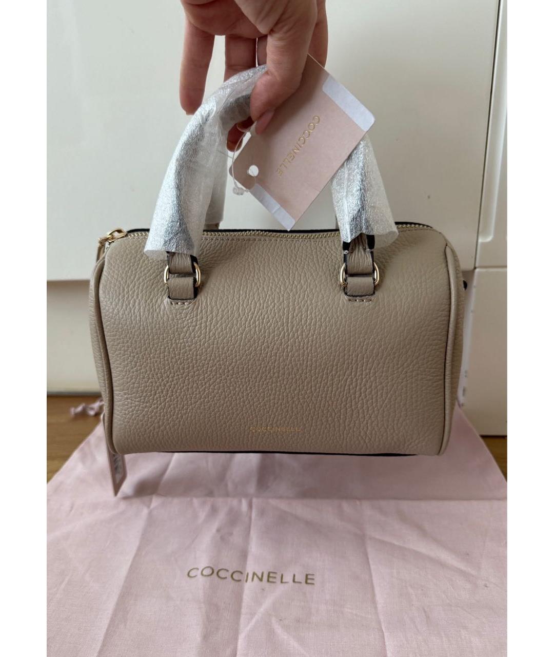 COCCINELLE Бежевая кожаная сумка через плечо, фото 8