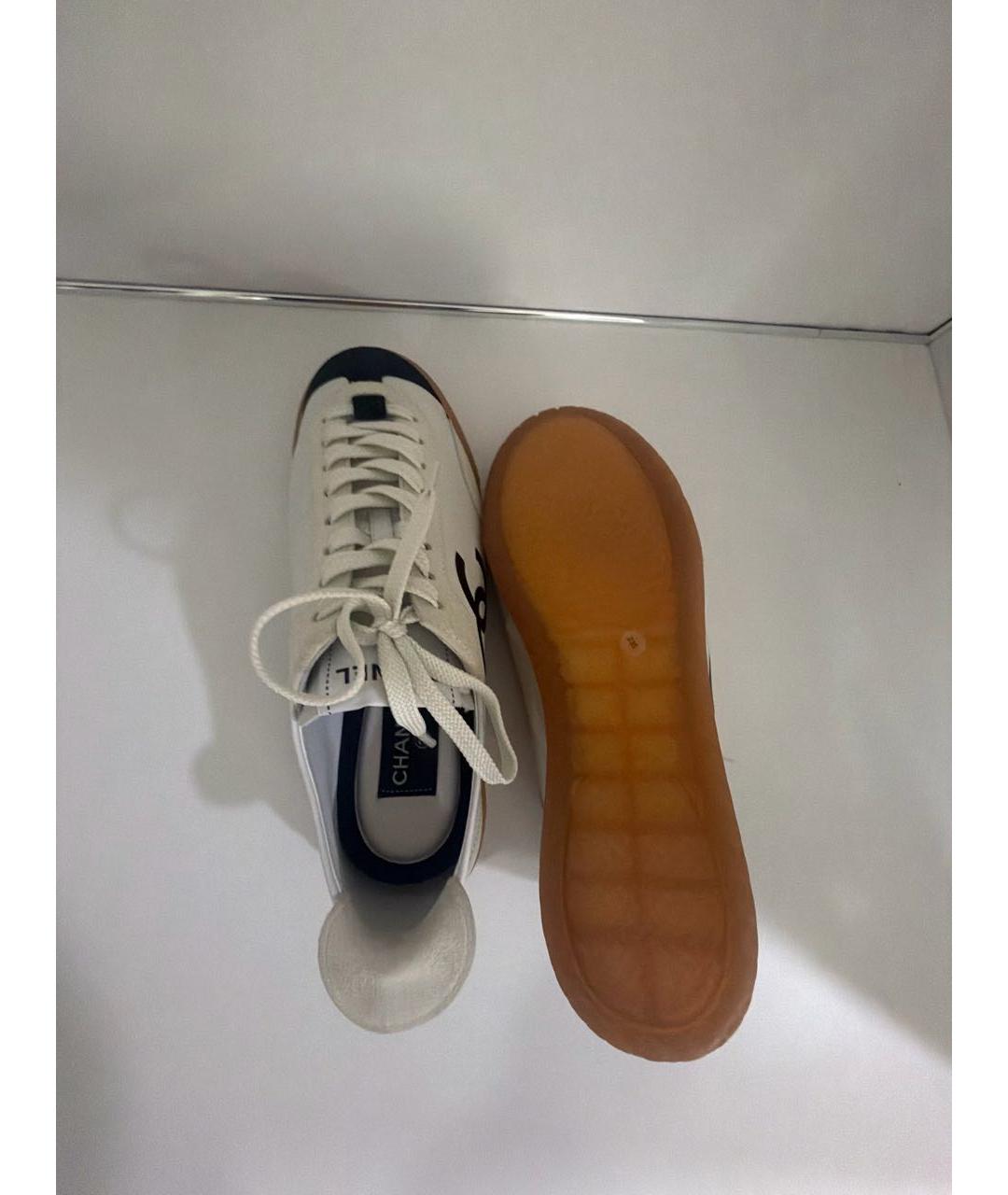 CHANEL Белые кожаные кроссовки, фото 5