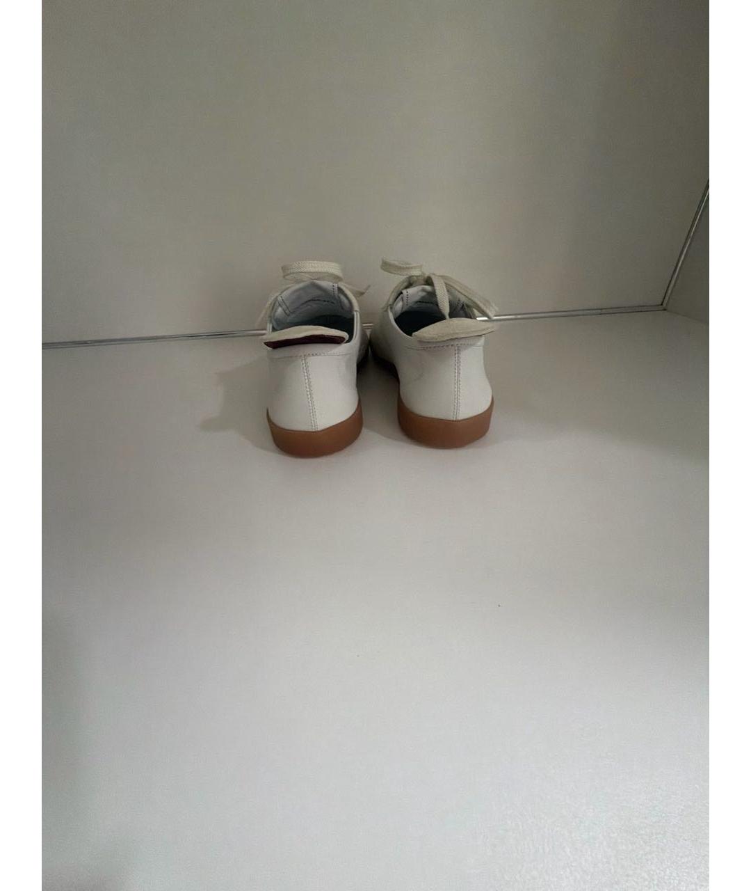 CHANEL Белые кожаные кроссовки, фото 4