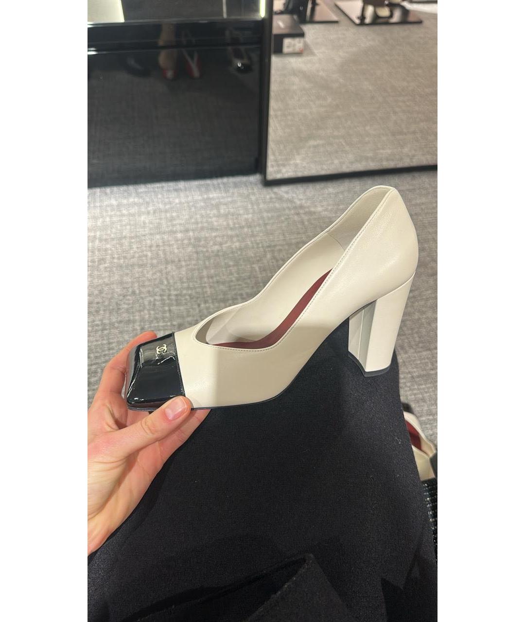 CHANEL Белые кожаные туфли, фото 3