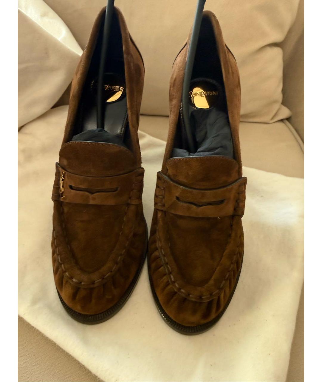 SAINT LAURENT Коричневые замшевые туфли, фото 2