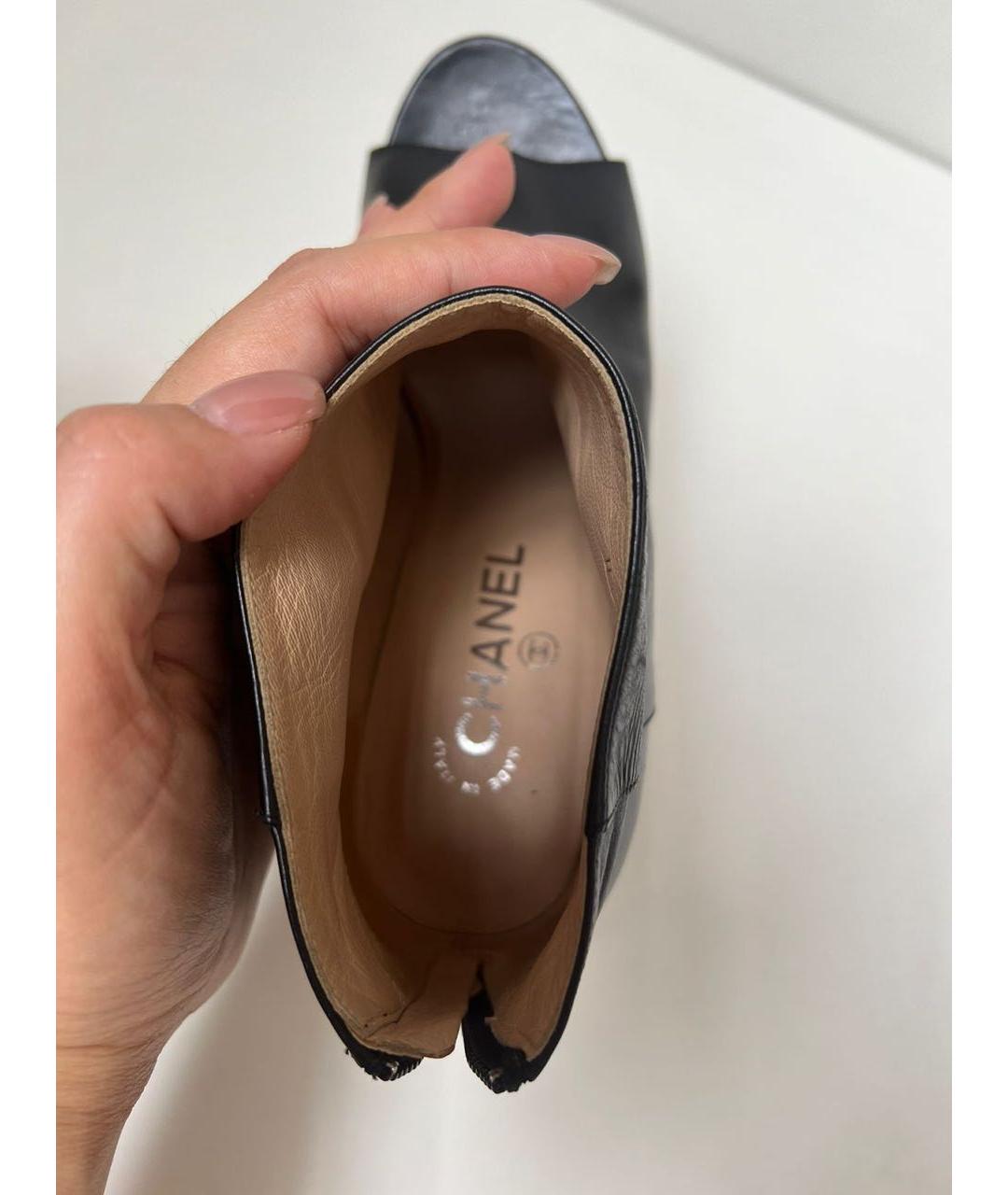 CHANEL Черные кожаные ботильоны, фото 3