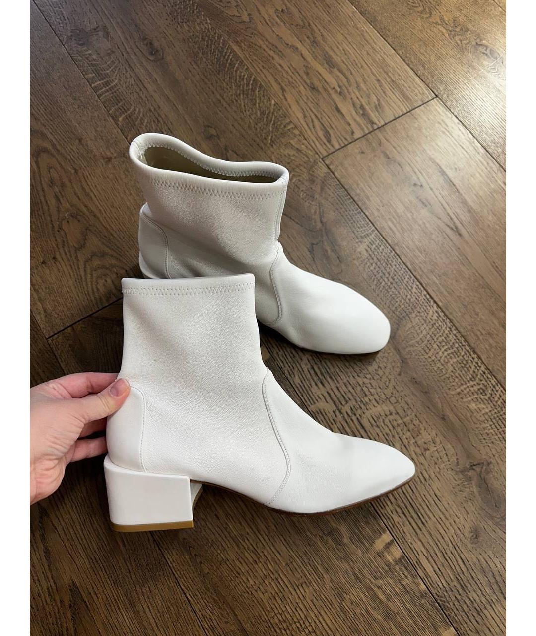 STUART WEITZMAN Белые кожаные ботильоны, фото 6