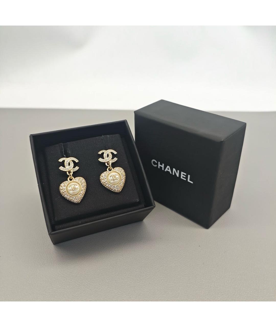 CHANEL Золотые металлические серьги, фото 2
