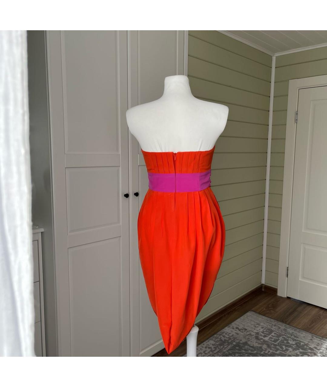 BCBG MAXAZRIA Оранжевое шелковое коктейльное платье, фото 3