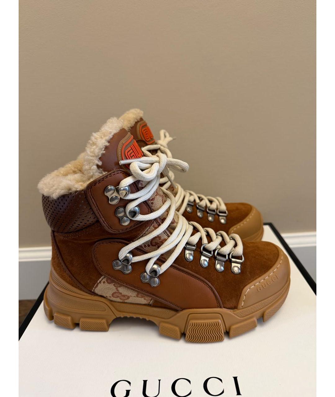 GUCCI Коричневые замшевые ботинки, фото 5