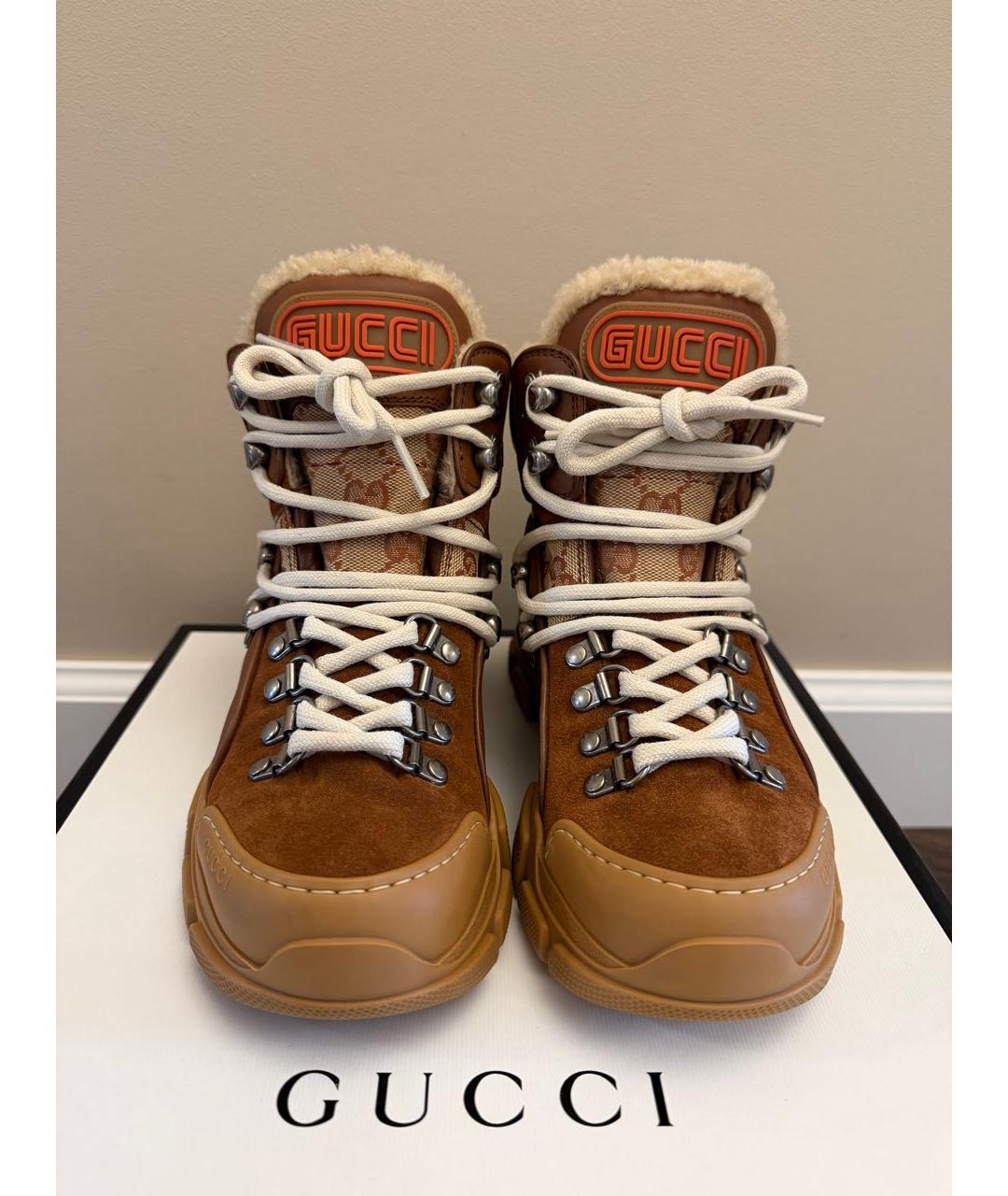 GUCCI Коричневые замшевые ботинки, фото 2