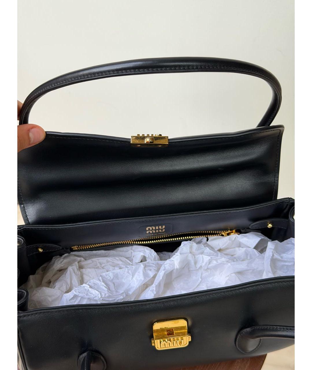 MIU MIU Черная кожаная сумка через плечо, фото 6