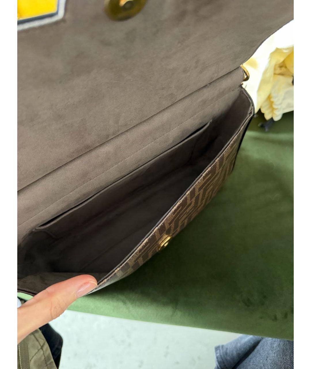 FENDI Коричневая кожаная сумка через плечо, фото 4