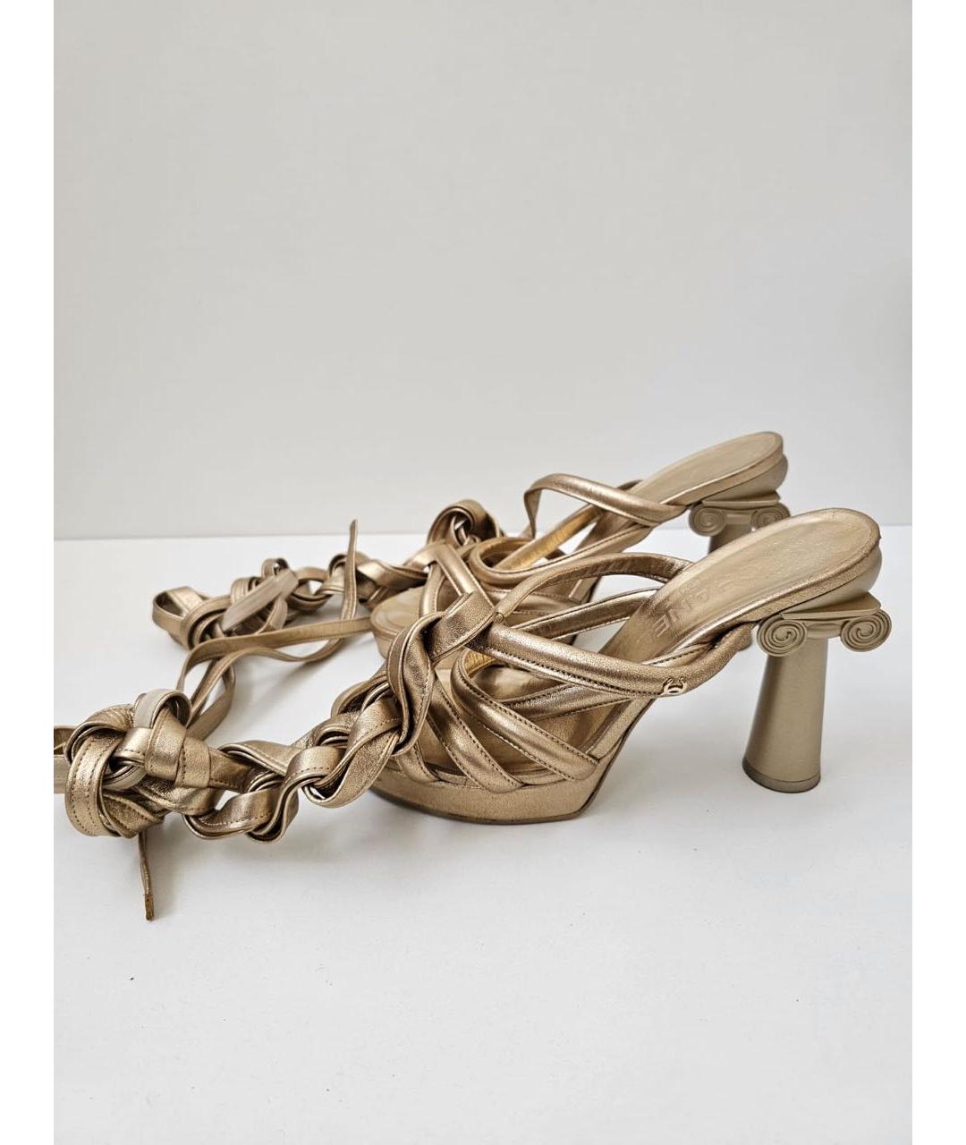 CHANEL Золотые кожаные туфли, фото 9