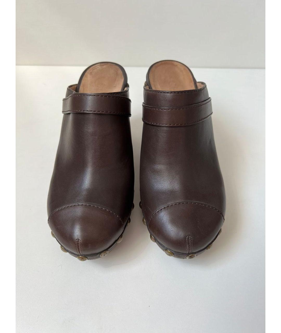 CHANEL Коричневые кожаные мюли, фото 2