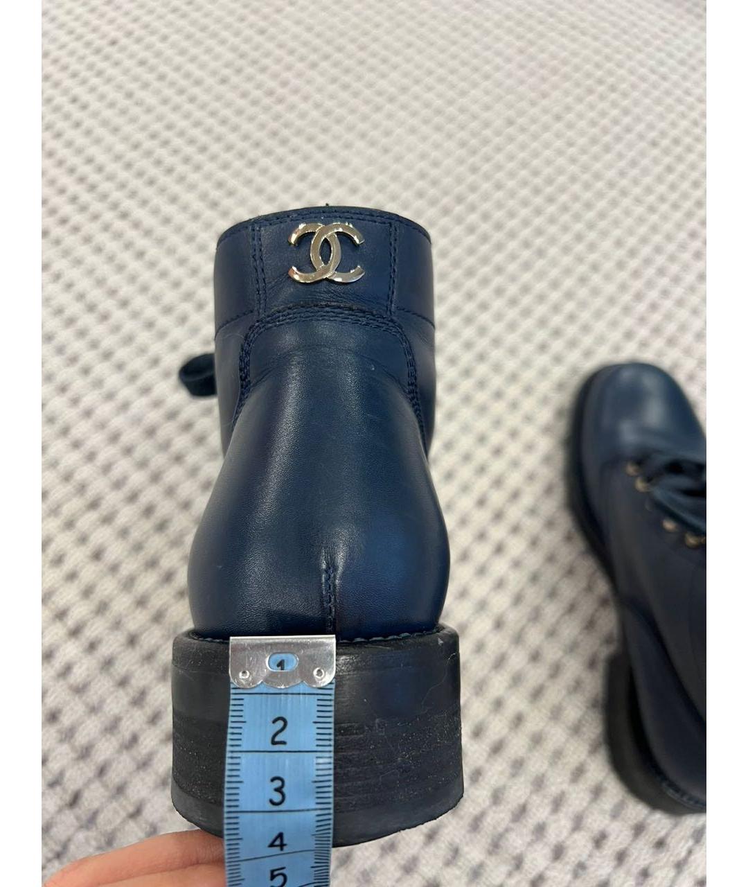 CHANEL Темно-синие кожаные ботинки, фото 7
