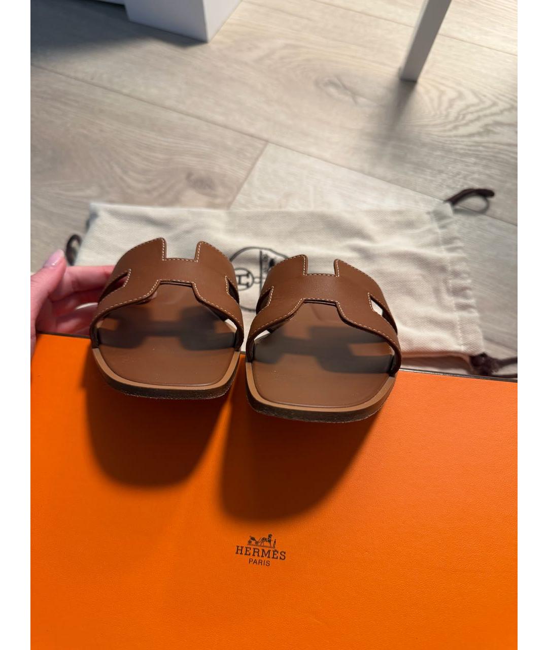 HERMES Коричневые кожаные сандалии, фото 4
