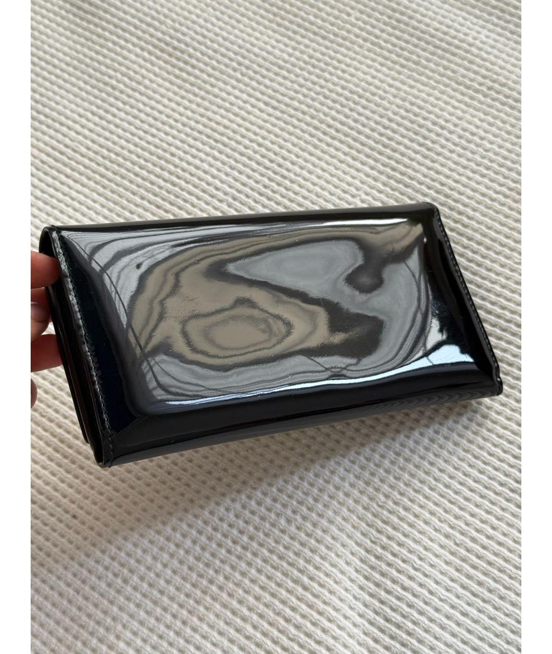 GUCCI Черный кошелек из лакированной кожи, фото 2